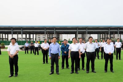 潍坊市委书记、市人大常委会主任惠新安带队对山东pa电子健康产业园项目进行观摩点评