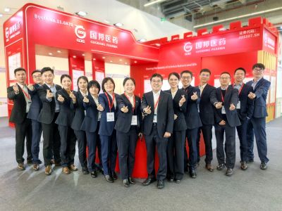 这抹“红色”，闪耀法兰克福!